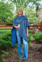 The Wayfarer's Poncho (Unisex)
